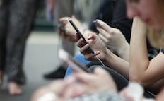 ¿En cuánto tiempo pueden cancelar mi línea telefónica si no la registro?