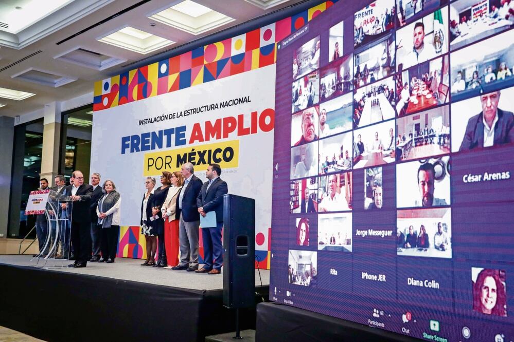 Algunos aspirantes de oposición a la Jefatura de Gobierno apuestan por elegir al candidato como lo hace el Frente Amplio por México. Foto: Archivo / EL UNIVERSAL
