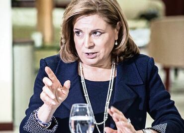 Arely Gómez supervisa avance de obras del NAICM