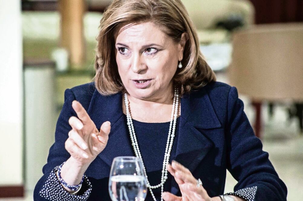 Arely Gómez recorrió los trabajos de construcción de la nueva terminal aérea. (ARCHIVO. EL UNIVERSAL)