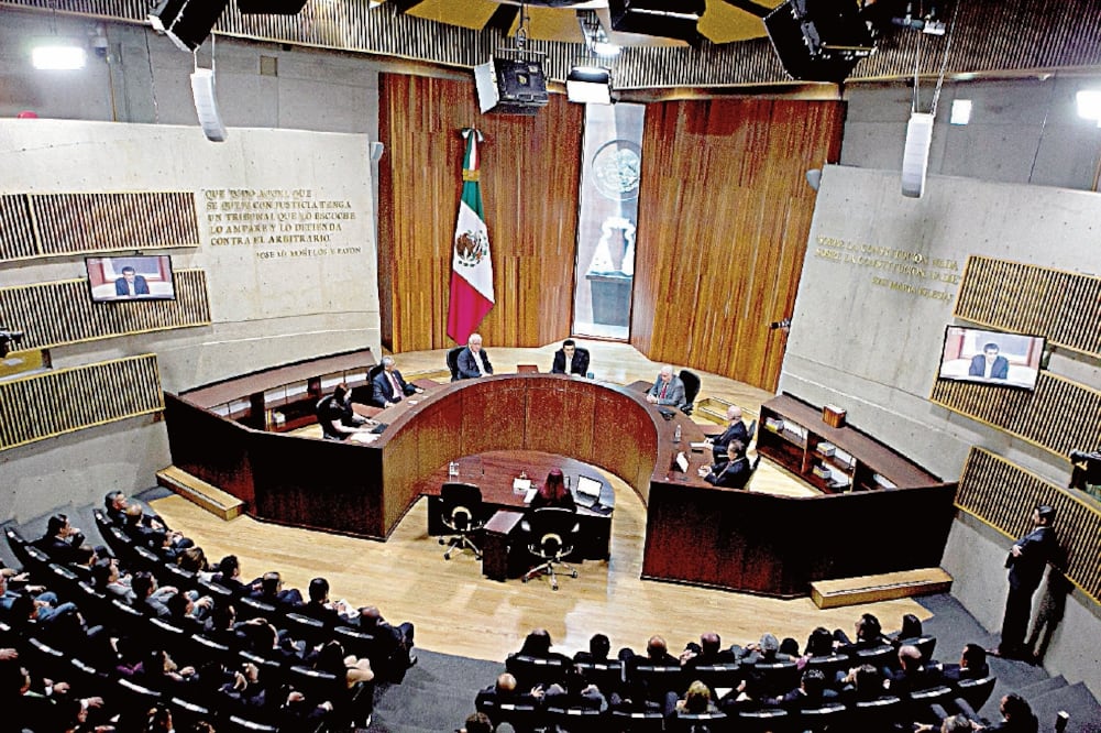 Resolución. Magistrados establecieron que Miguel Ángel Osorio Chong usó sus propios recursos para pagar los videos. (ARCHIVO EL UNIVERSAL)