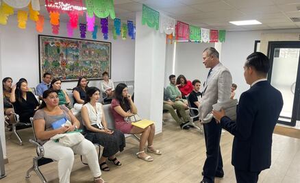 Entregan a mexicanos en España constancias federales de antecedentes penales