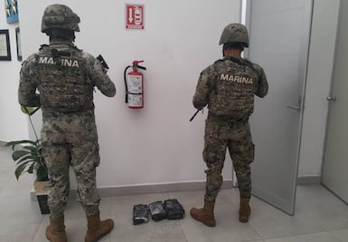 Marina descarga buque con carbón y halla 160 kilos de cocaína en Puerto de Lázaro Cárdenas