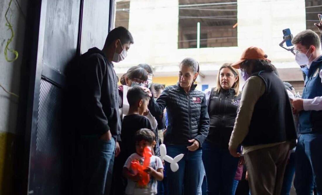 "No vamos a dejar desamparado a nadie" Sheinbaum visita Topilejo tras afectaciones por desbordamiento del Río Santiago. Foto: tomada de Twitter @Claudiashein