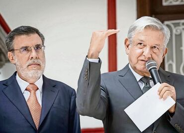 AMLO expone a ministros su plan para bajar sueldos