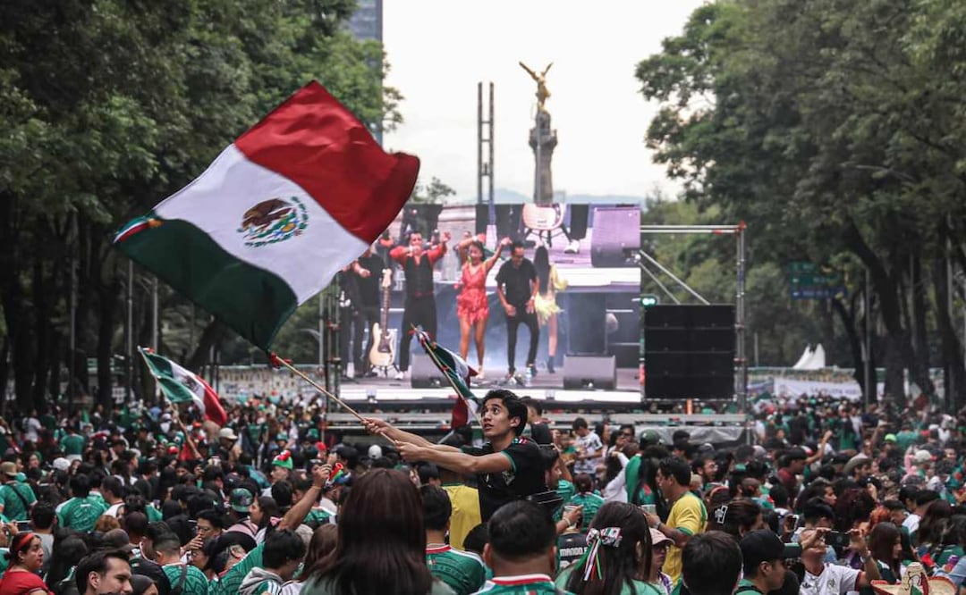 Así se vive en el Paseo de la Reforma el previo del partido de México. Imagen ilustrativa.  Foto: Gabriel Pano / EL UNIVERSAL