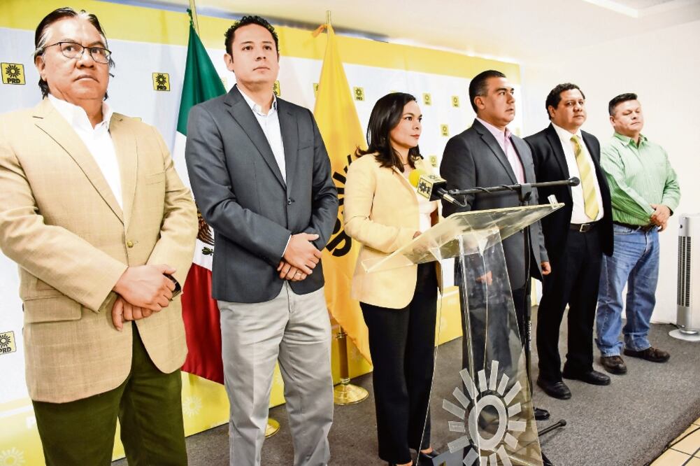 Los estatutos del PRD y las leyes electorales establecen que se puede solicita r el apoyo del INE cuatro meses antes de procesos electorales federales. (CUA RTOSCURO)