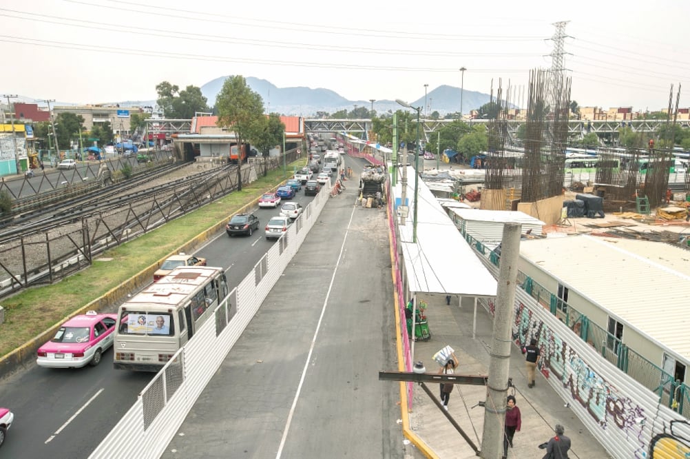 En lugar del centro comercial y del hotel que se pretendían construir en el Cetram de Iztapalapa se edificará una nueva preparatoria del IEMS. Foto: ARCHIVO EL UNIVERSAL
