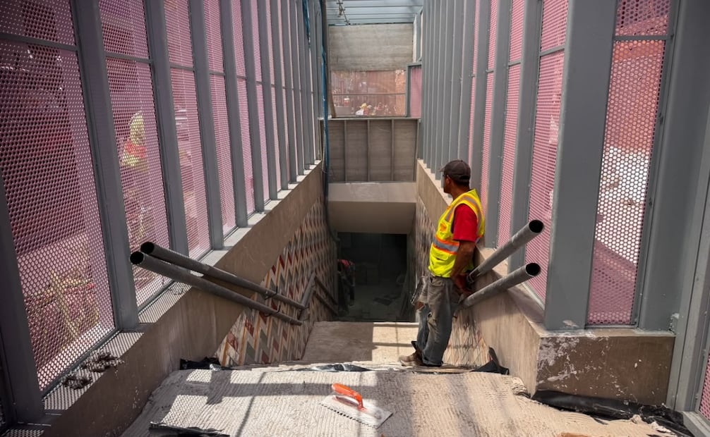 Recorrido por las obras del parque elevado de Tlalpan, a la altura del metro Chabacano. Foto Hugo Salvador El Universal