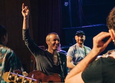 Coldplay cancela conciertos porque quiere ayudar al medio ambiente