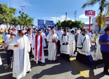 Obispo de Cuernavaca pide a delincuentes deponer las armas; denuncia convivencia entre funcionarios de Cuautla y delincuencia