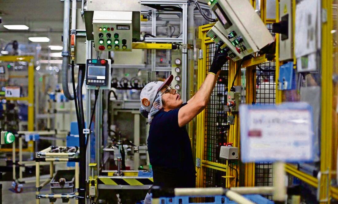 Las condiciones de empleo y salariales empujaron los resultados en la economía, aseguran analistas. Foto: Archivo / EL UNIVERSAL