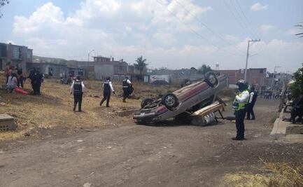 Asesinan a tiros a mujer policía y a su hija de 2 años en Michoacán