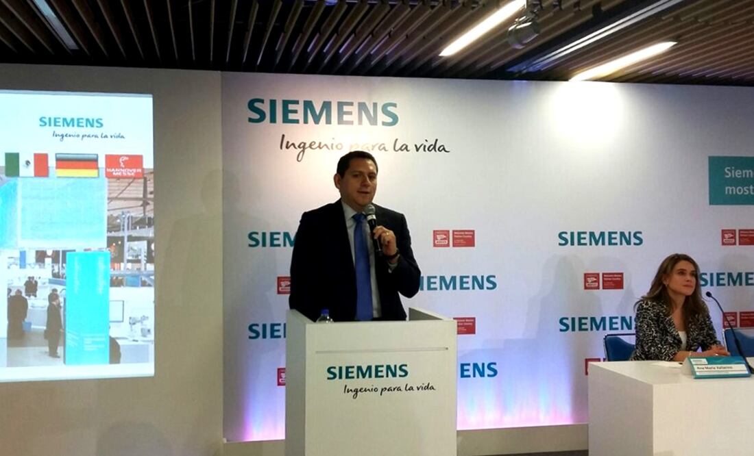 Iván Pelayo, vicepresidente ejecutivo de Siemens México y Centroamérica, resaltó que la impresión 3D fue uno de los elementos clave para reducir considerablemente los tiempos de fabricación. (Foto: Rubén Migueles/EL UNIVERSAL)