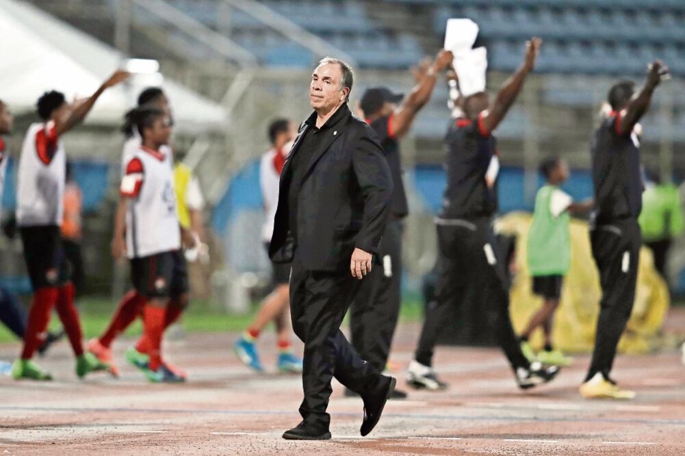 Bruce asumió la responsabilidad de la eliminación (REBECCA BLACKWELL. AP)