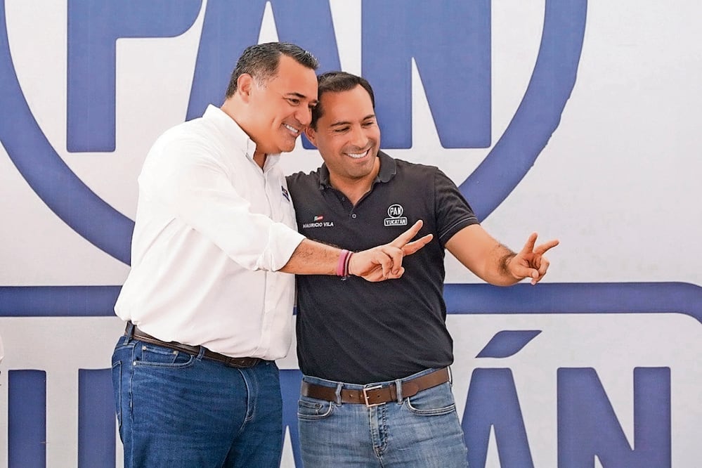 El candidato a gobernador Renán Barrera y el gobernador con licencia Mauricio Vila recordaron cuando trabajaron juntos por un Yucatán mejor. Foto: Especial