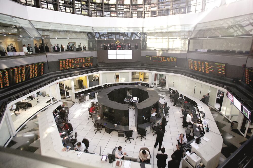 BMV cierra por encima de las 41 mil unidades