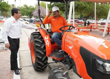 Entregan equipo nuevo a dos campus de UAT; será para "fortalecer el crecimiento y la transformación de la universidad”: Rector