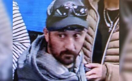 Hombre intenta introducir explosivos a un avión en EU y lo arrestan