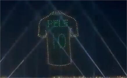 VIDEO: El increíble homenaje que rinde FIFA a Pelé en las calles de Qatar