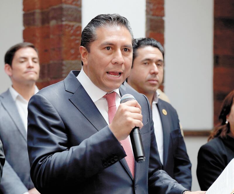 El edil de Toluca, Juan Rodolfo Sánchez, dijo que él y el secretario del ayuntamiento donarán su sueldo íntegro. Foto: ARCHIVO EL UNIVERSAL