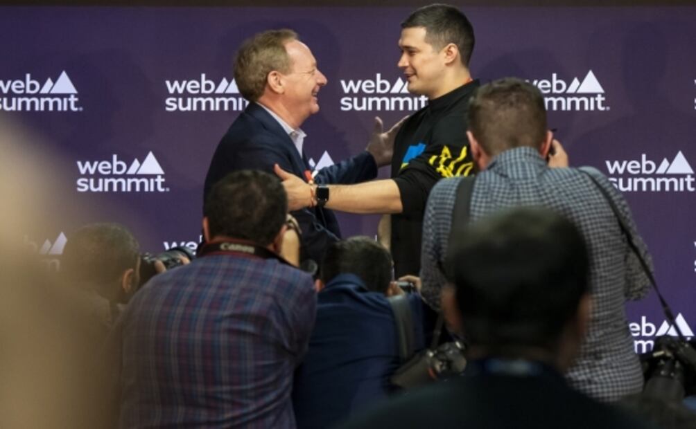 Microsoft mantendrá su apoyo tecnológico a Ucrania en 2023