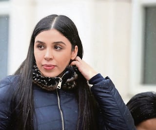 Esposa de "El Chapo" pide mejor condición de encarcelamiento