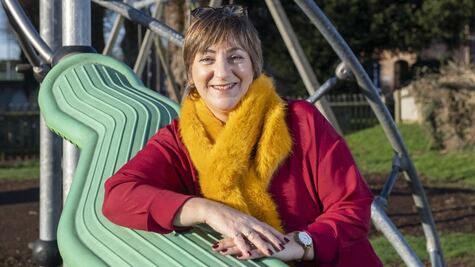 La mujer que creó un negocio para enseñar a los niños a manejar el dinero