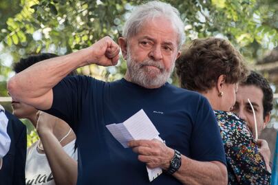 Lula pide libertad o prisión domiciliar a Corte Suprema de Brasil