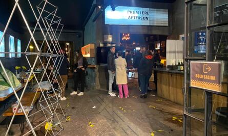 Otra vez asaltan a clientes en Cine Tonalá de la colonia Roma