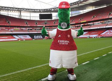 La mascota del Arsenal recuperó su trabajo