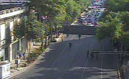Cerrada la circulación en Eje 1 Poniente por manifestantes 