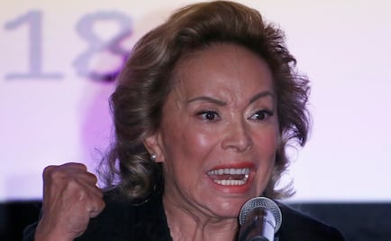 Quitan delitos a dos vinculados con Elba Esther; no salen de prisión