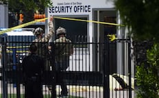 Atacante de mezquita en San Diego robó armas de su madre; policía investiga posible móvil racial