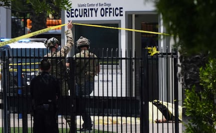 Atacante de mezquita en San Diego robó armas de su madre; policía investiga posible móvil racial