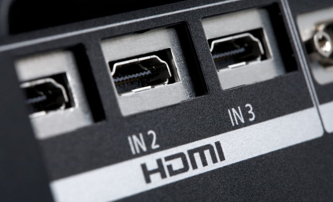 Un cable HDMI ARC simplificará la tarea de conectar un televisor con una barra de sonido, no será necesario utilizar una conexión de fibra óptica para enviar sonido