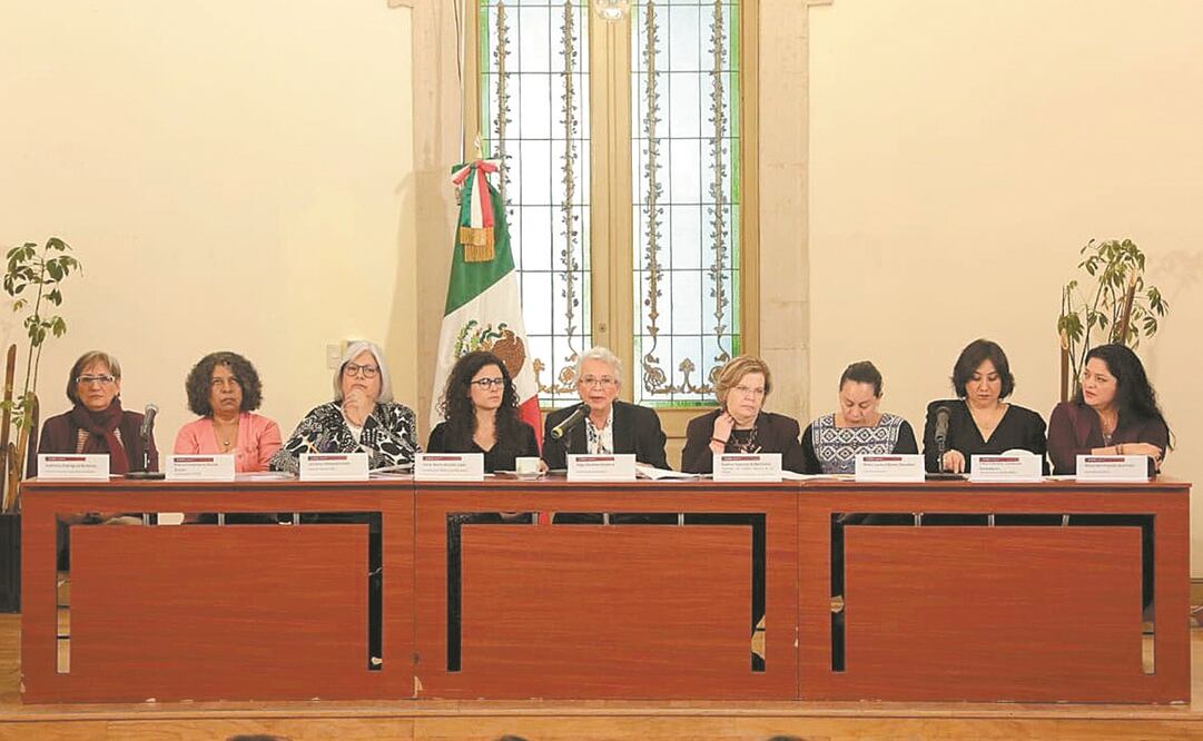 Olga Sánchez (centro), titular de Gobernación, presentó el informe sobre políticas y acciones del gobierno de México a favor de las niñas y las mujeres. Foto: TOMADA DE TWITTER