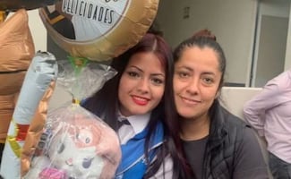 Un día estaba en la universidad y al otro en prisión; madre de la joven acusa montaje