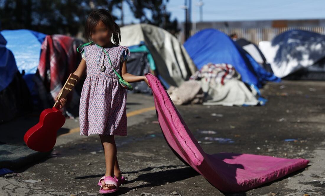 In the last year, thousands of Central American migrants have been crossing into and traveling through Mexico - Photo: Rebecca Blackwell/AP