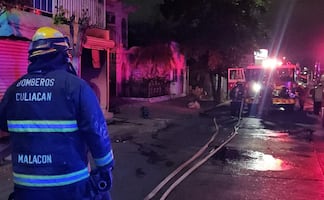 Ataque a balazos deja una mujer muerta y otra lesionada en Mazatlán; vandalizan e incendian local en Culiacán