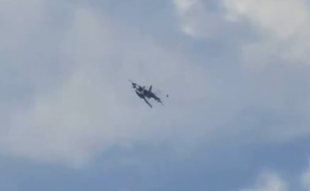 Video. Reportan choque de aviones en espectáculo aéreo en Estados Unidos; inician investigación