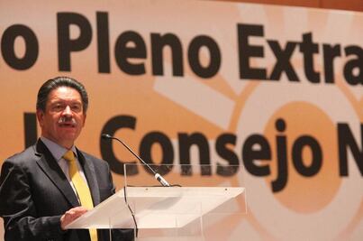 Se apuntan nueve para el relevo generacional en el PRD