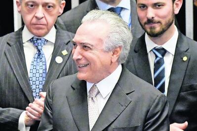 El ascenso al poder desde la sombra