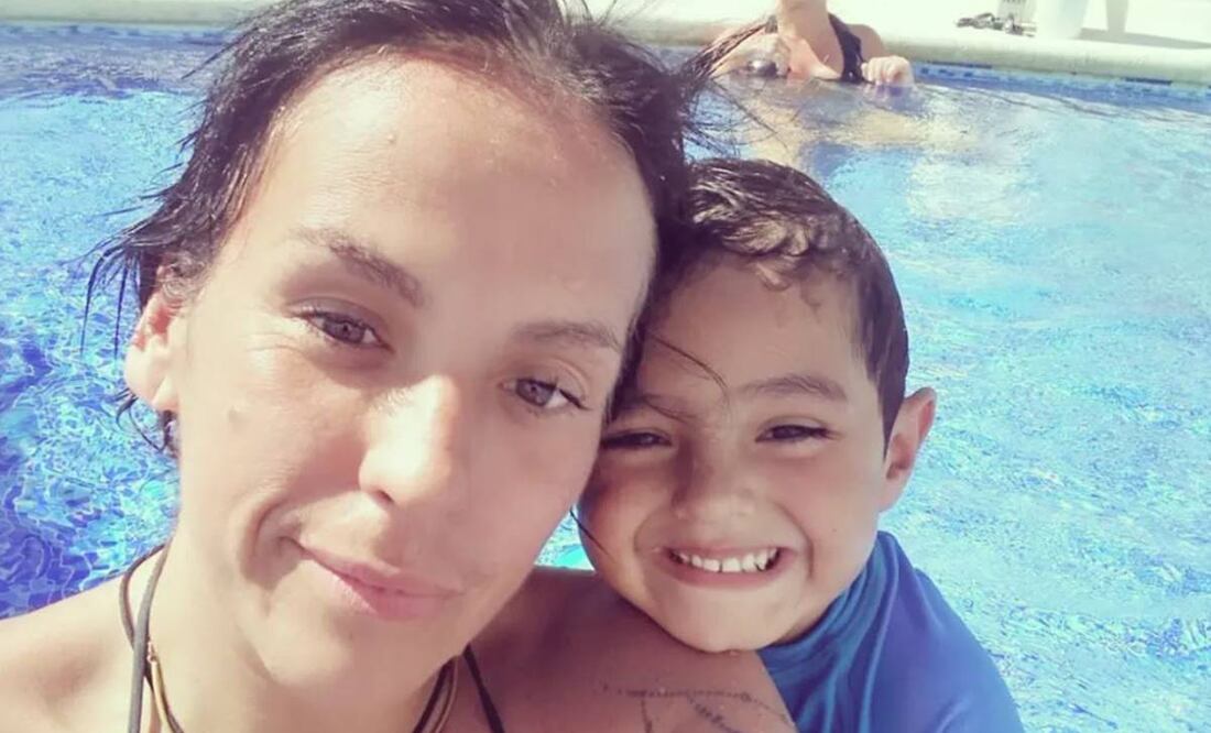 Mayela Laguna y su hijo Apolo.