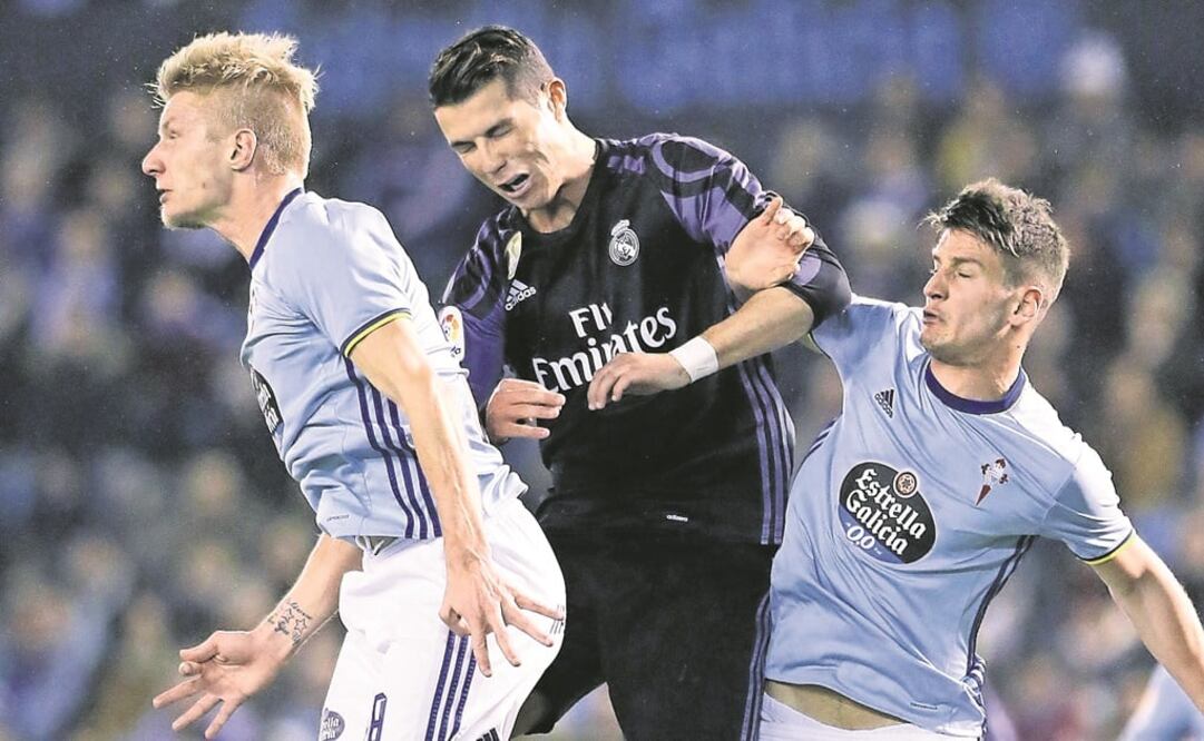 Ronaldo aportó un gol para la causa madridista, pero no fue suficiente. (LAVANDEIRA JR. EFE)