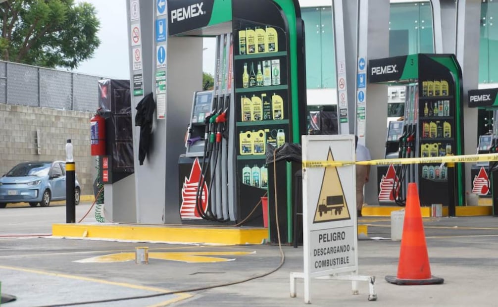 Gasolineras cierran por falta de combustible en Oaxaca; atribuyen problema a protesta magisterial.
Foto: Edwin Hernández