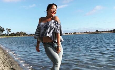 Alejandra Guzmán luce sus curvas en bikini