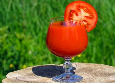 Tomato juice, a red elixir full of health benefits