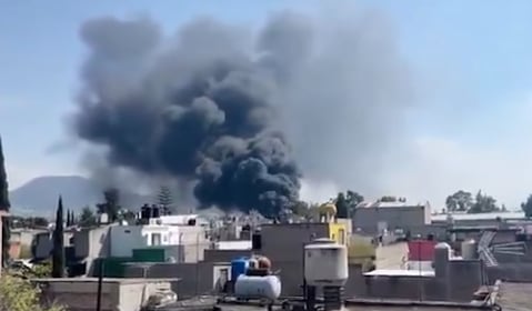 ¿Qué pasó en Iztapalapa? Voraz incendio en fábrica obliga a evacuar a 250 personas