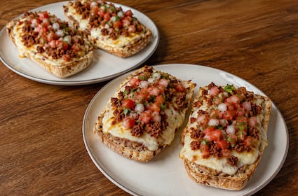 Receta de molletes caseros: ¡Quedan más ricos que los de restaurante!